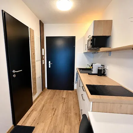 Schoenes 1 In Ingolstadt-friedrichshofen Appartamento